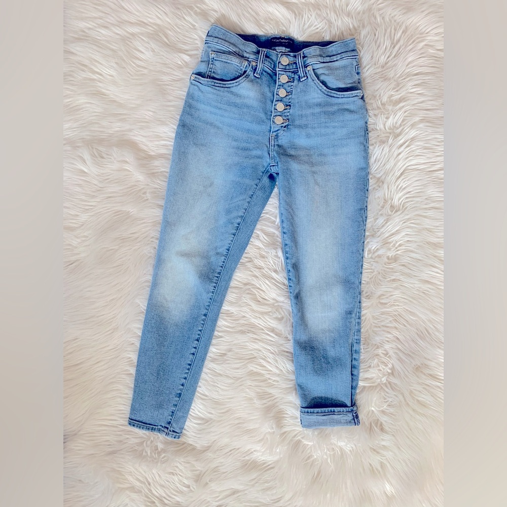 Lucky Brand Crop Jeans_ Style HIGH RISE CROP BRIDGETTE_Size 4/27 _Button Up